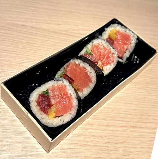 Premium Bluefin Tuna Roll 4pcsマグロ3種巻き ✨